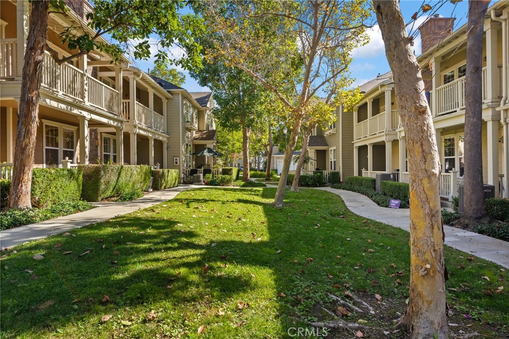 6 Lynde Street