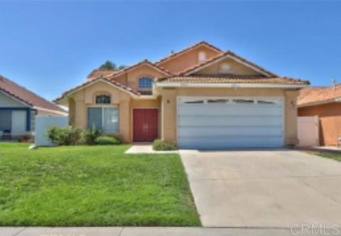 Photo of 30121 Seirra Madre DR, Temecula, CA 92591 (MLS # NDP2604756)