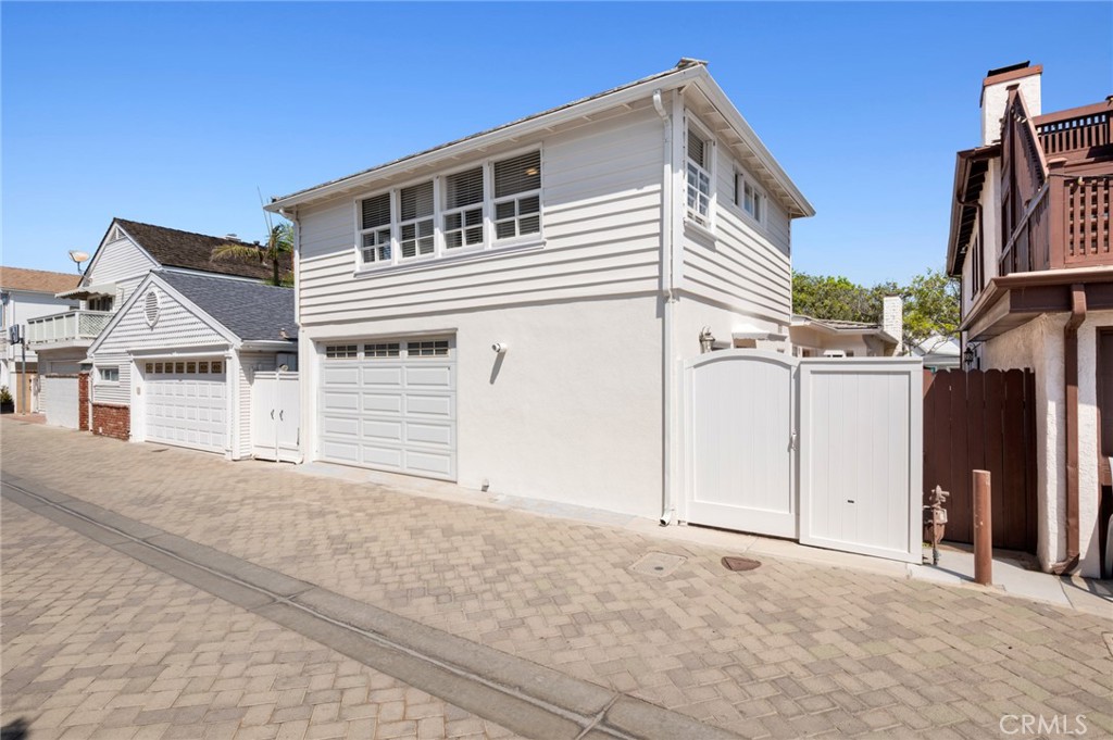 Balboa Peninsula Point (BLPP) - Residential