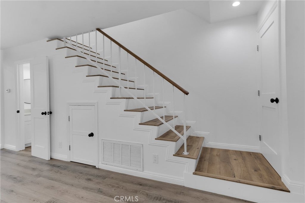 9555 Sepulveda 5