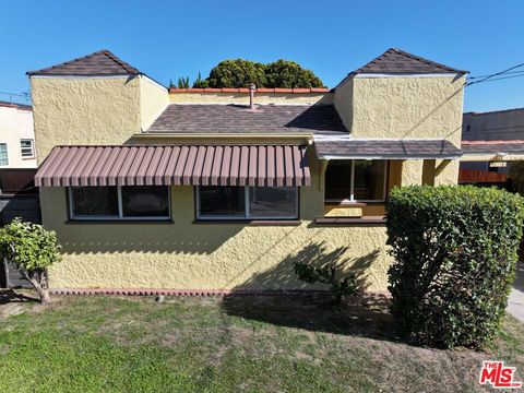 Photo of 1022 S Fir Avenue, Inglewood, CA 90301 (MLS # 25617407)