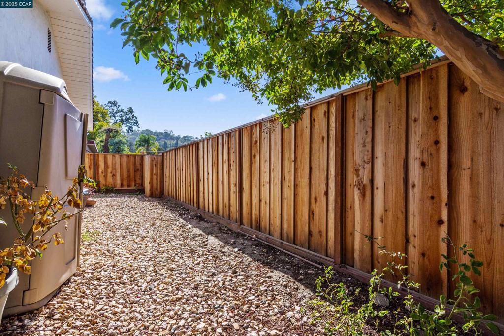 NORTHGATE AREA - Residential