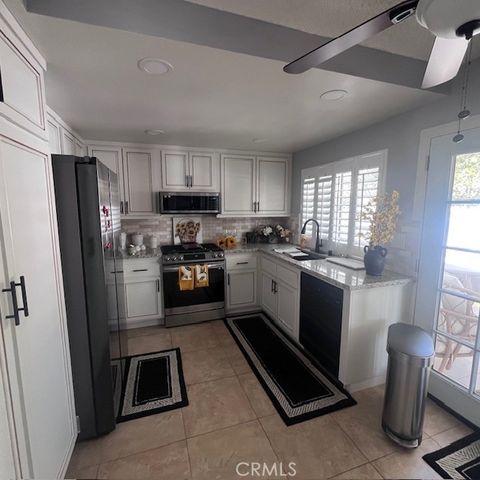 Photo of 944 Hogan Ave, Banning, CA 92220 (MLS # IG26073979)