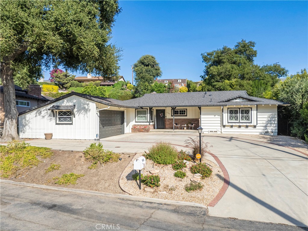 7696 Buena Vista Drive