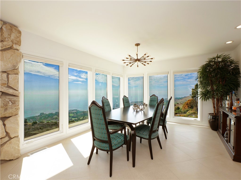 Properties 4 43 Oceanaire Drive