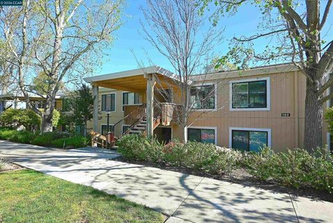 1160 Singingwood Ct 5 Walnut Creek CA 94595