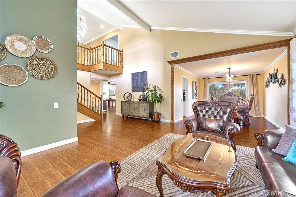 1541 Via Los Bonitos