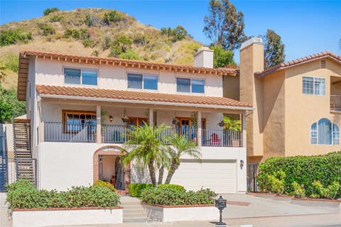 Photo of 1746 RUDELL Road, Burbank, CA 91501 (MLS # PW26124413)