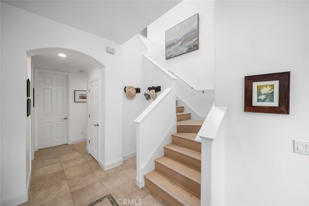 2940 Night Hawk Way