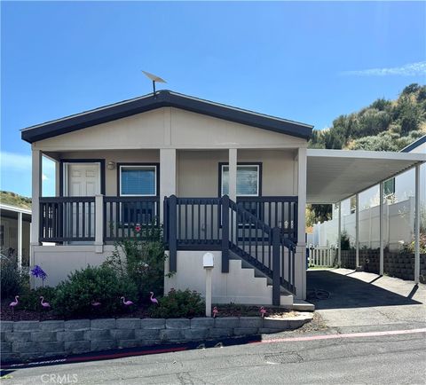 Photo of 30000 Hasley Canyon Road #44, Castaic, CA 91384 (MLS # SR26088161)