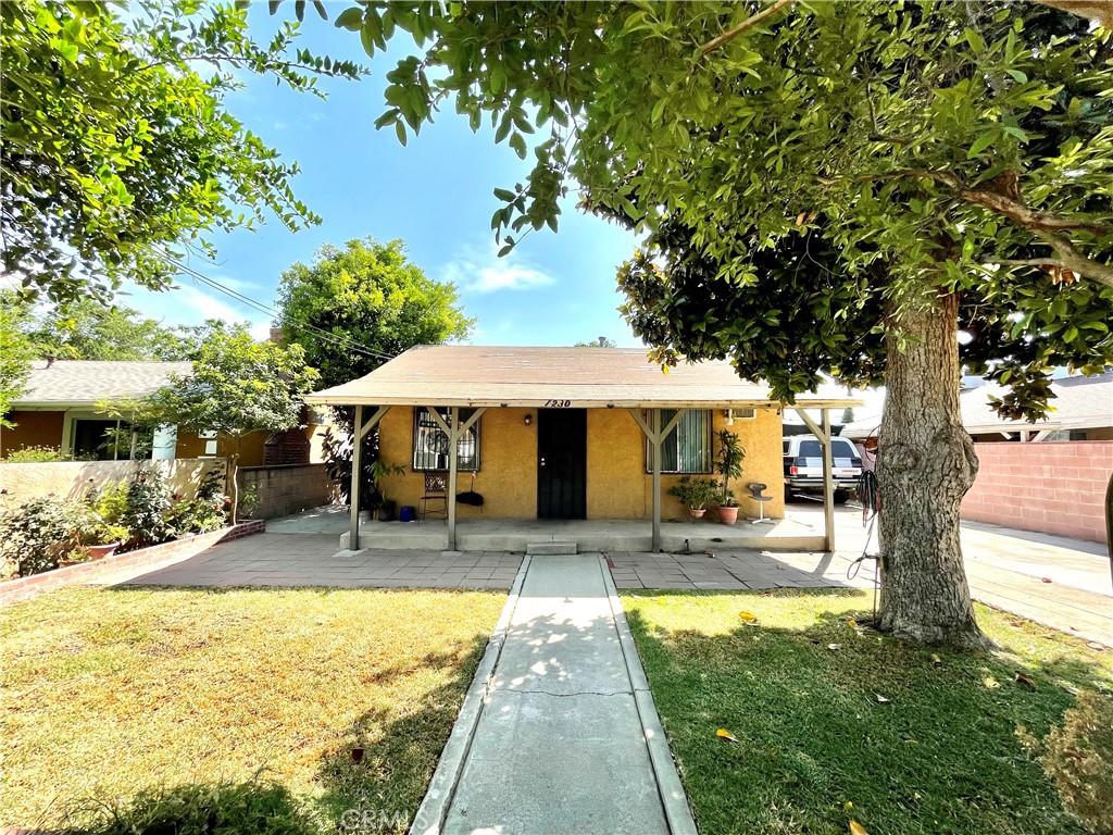 1230 Omelveny Avenue