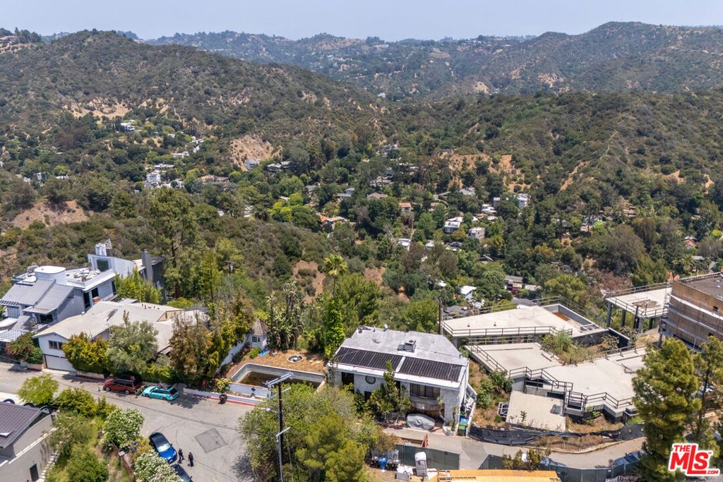 Photo of 1830 Bel Air Road, Los Angeles, CA 90077 (MLS # 26656581)