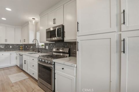 Tiny photo for 143 Vine St, Paso Robles, CA 93446 (MLS # PI26042445)