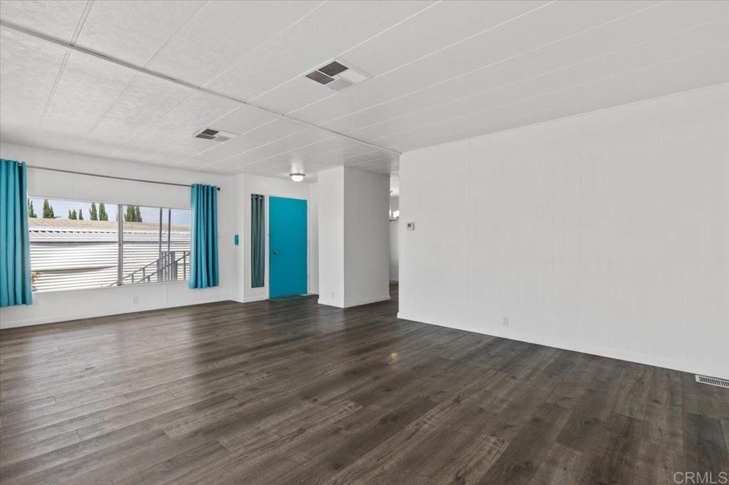 718 Sycamore Avenue 109