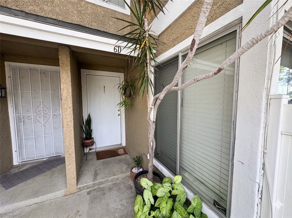 2321 S Magnolia Avenue 6D