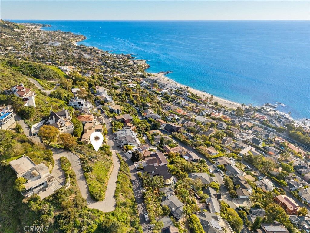 Photo of 31204 Ceanothus, Laguna Beach, CA 92651 (MLS # PW26004946)