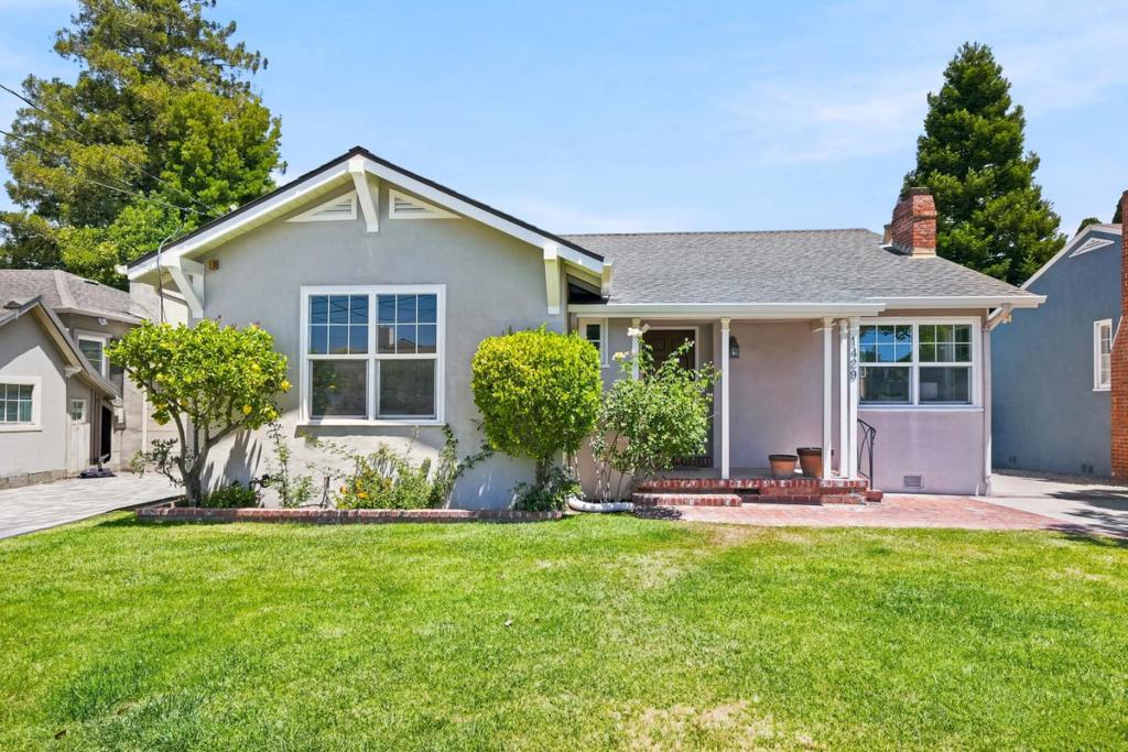 1429 Maple Street