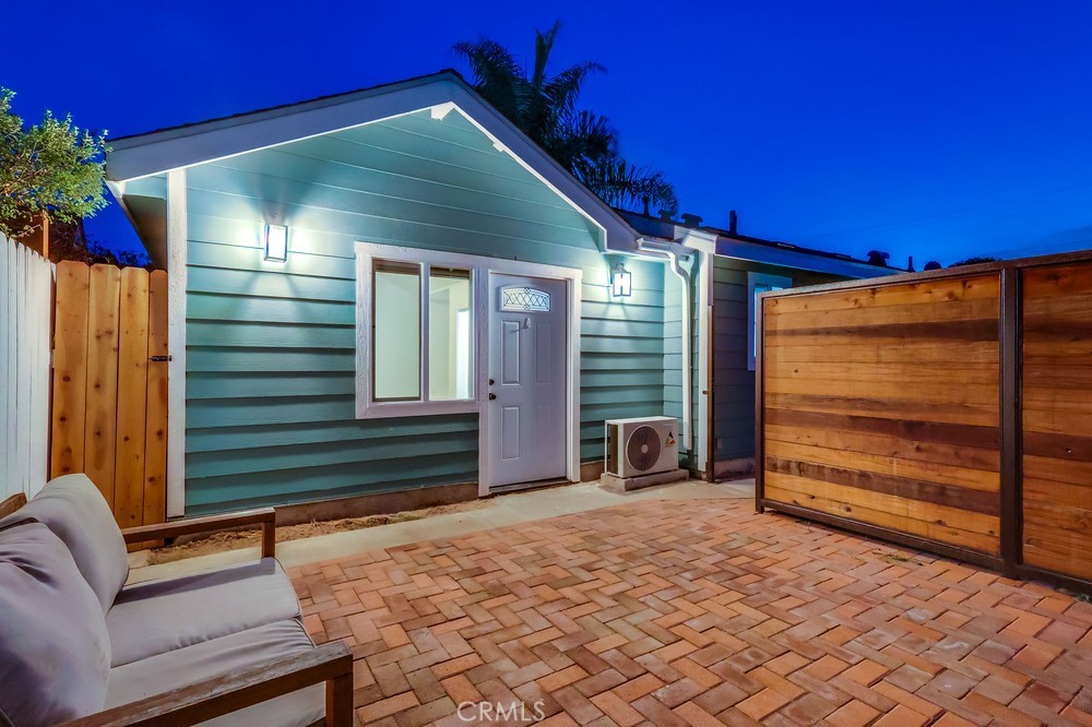 Retro Row - Residential