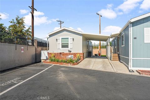 Photo of 501 Willow Drive, Santa Ana, CA 92703 (MLS # PW25245932)