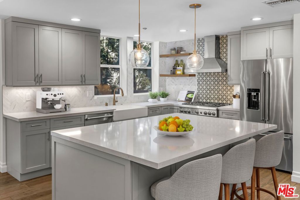 Photo of 1248 N Laurel Avenue #103, West Hollywood, CA 90046 (MLS # 25572363)