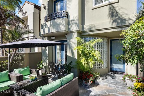 Photo of 411 22nd Street, Huntington Beach, CA 92648 (MLS # P1-24641)