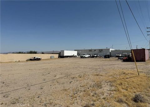 Photo of 1560 State Street, Barstow, CA 92311 (MLS # HD25035473)