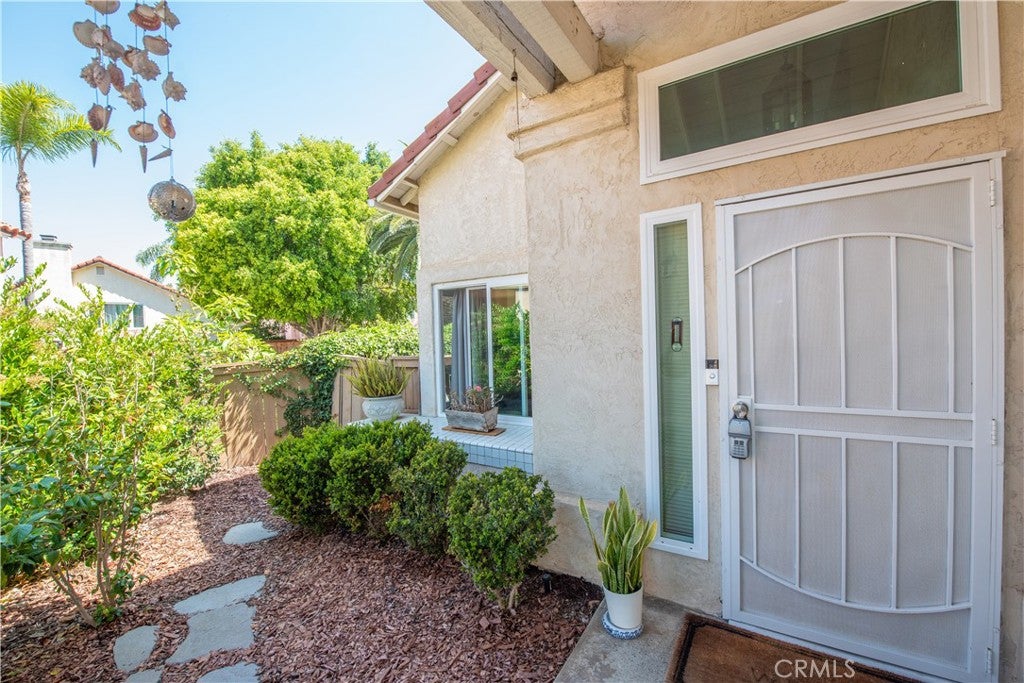 2654 Seacrest Court