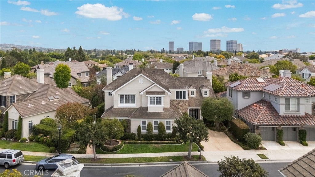 5 Thunderbird DR