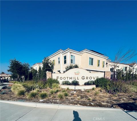 955 W Jasmine Way Rialto CA 92376