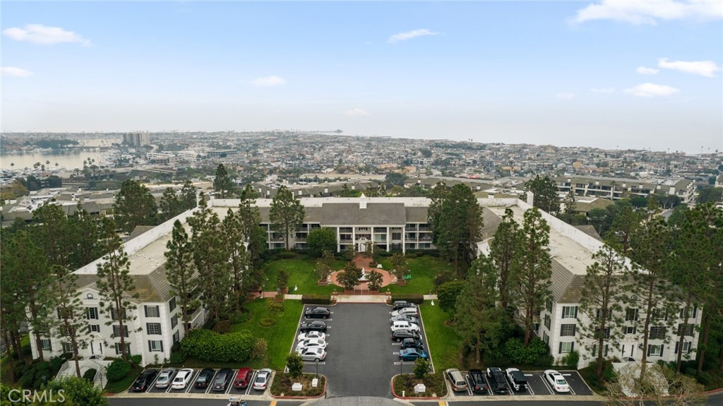 Versailles (VERS) - Residential Lease