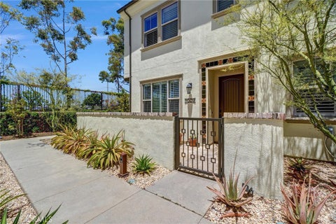 Photo of 1009 El Paseo, Lake Forest, CA 92610 (MLS # OC26120171)