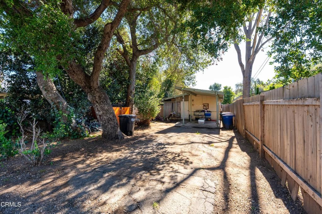 Photo of 120 S Encinal Avenue, Ojai, CA 93023 (MLS # V1-35848)