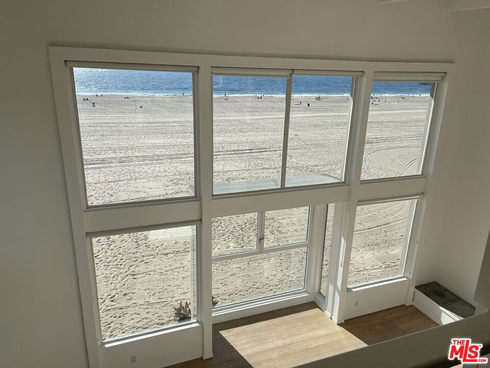 OCEAN STRAND - Residential Lease