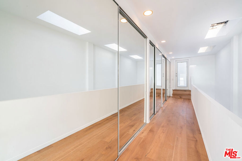 OCEAN STRAND - Residential Lease