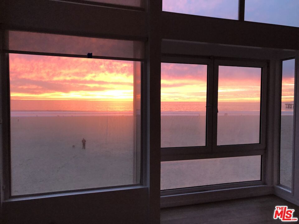 OCEAN STRAND - Residential Lease