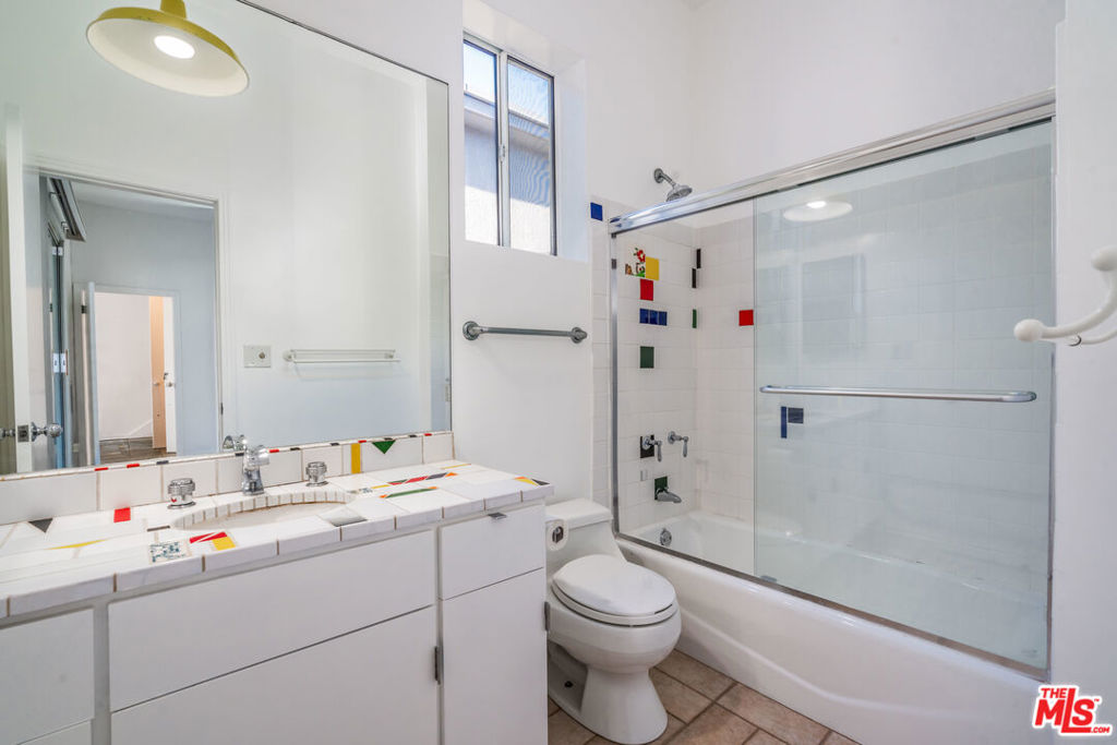 OCEAN STRAND - Residential Lease