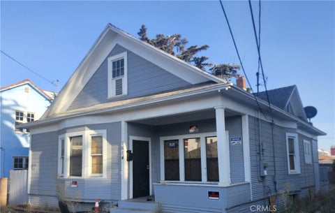 Photo of 1614 W 35th ST, Los Angeles, CA 90018 (MLS # CV26171921)