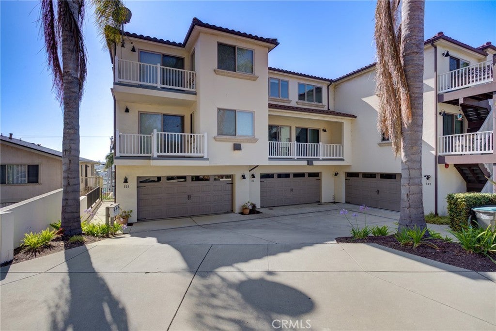 525 Bello Street