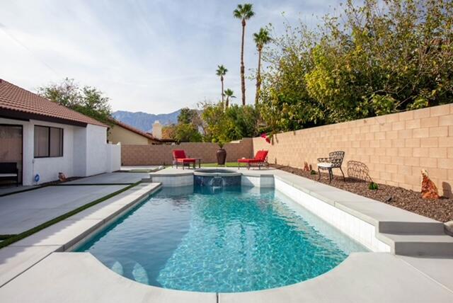 Desert Sands - Residential Lease