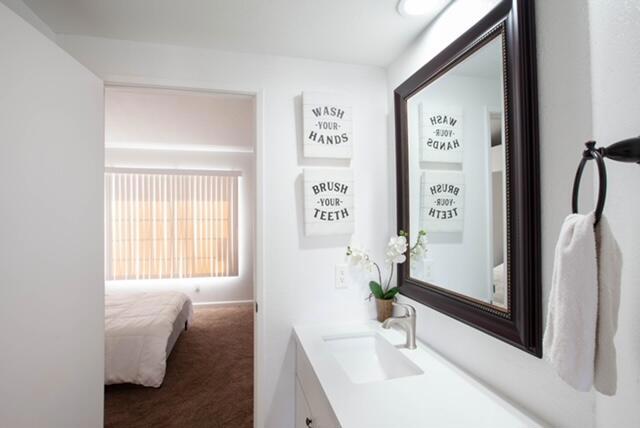 Desert Sands - Residential Lease