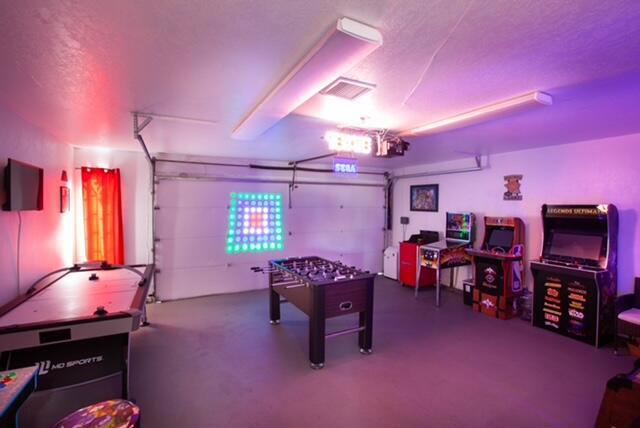Desert Sands - Residential Lease