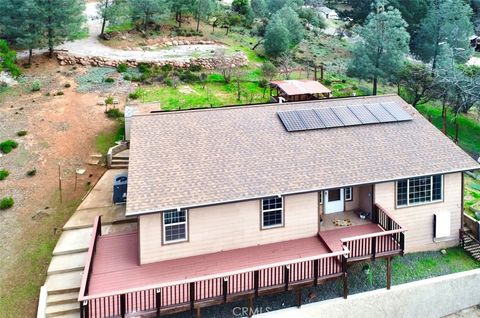 Photo of 4902 Tuolumne Ct, Kelseyville, CA 95451 (MLS # LC26026325)