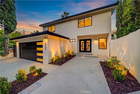 Photo of 4946 Llano Dr, Woodland Hills, CA 91364 (MLS # GD26083872)