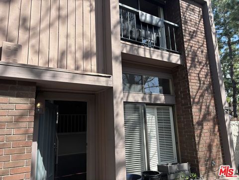 Photo of 4541 Alla Road #5, Marina Del Rey, CA 90292 (MLS # 26662953)