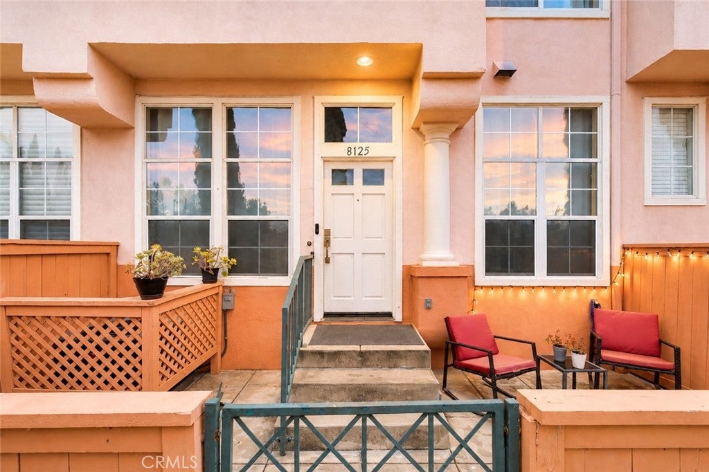 8125 E Santo Court, Anaheim Hills CA 92808