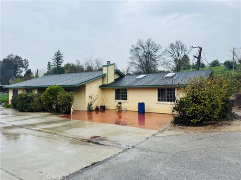 Photo of 7260 Shale Rock, Paso Robles, CA 93446 (MLS # SC26006242)