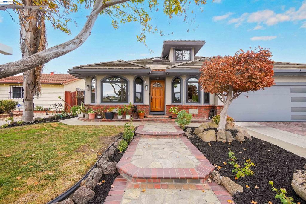 32413 Deborah Dr