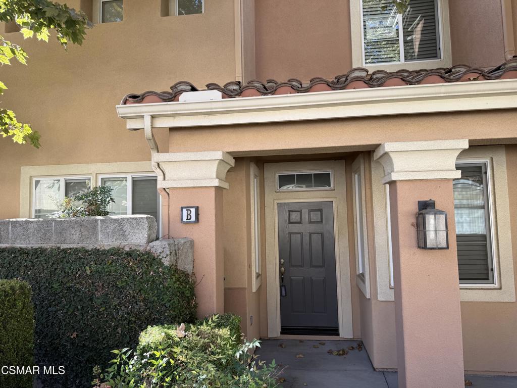 Welcome to Paseo Del Sol, a gated community offering comfort, convenience, and lifestyle. This beautiful home features two spacious ensuite primary bedrooms upstairs, along with a versatile work/study space adjacent. Downstairs, you'll find a third room perfect for an office. The additional full bath downstairs is ideal for guests or flexible living needs. The heart of the home is the open kitchen with an oversized pantry, flowing into the family room complete with a cozy fireplace. A private backyard is perfect for relaxing or entertaining, while the separate laundry room with direct garage access adds everyday ease. Additional highlights include a 2-car garage and access to community amenities such as a pool and playground. Immediately outside the complex you will find Vons, several restaurants, Starbucks and a movie theater. This home also offers unbeatable proximity to the library and Lemon Park, just another block away. Experience the perfect blend of privacy and convenience in this desirable lease opportunity at Paseo Del Sol.