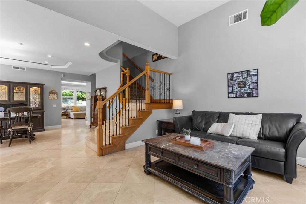35 Edmonton Way, Rancho Santa Margarita CA 92688 - Photo 9