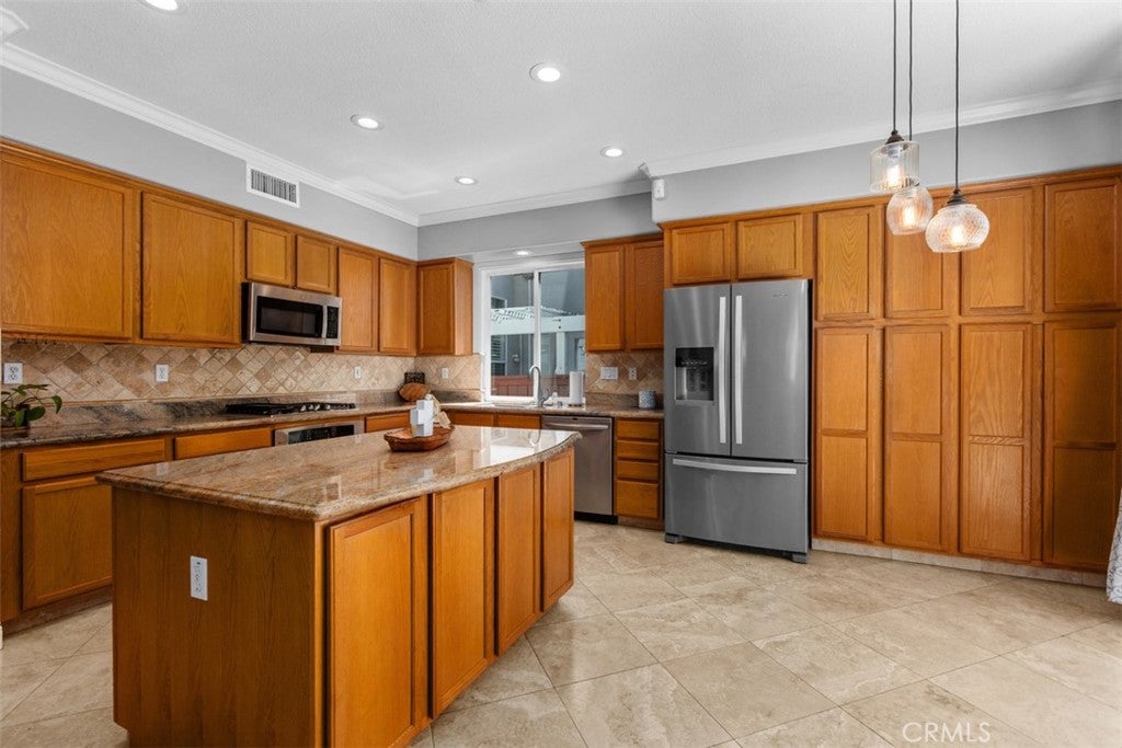 35 Edmonton Way, Rancho Santa Margarita CA 92688 - Photo 15